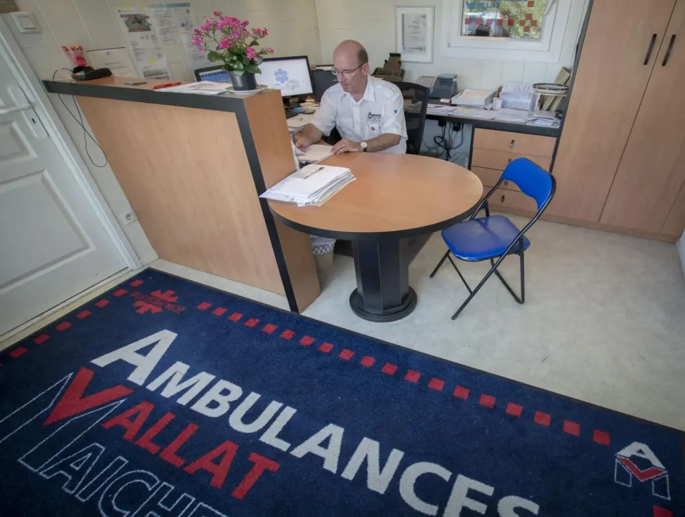 Ambulance Vallat Maiche (2)