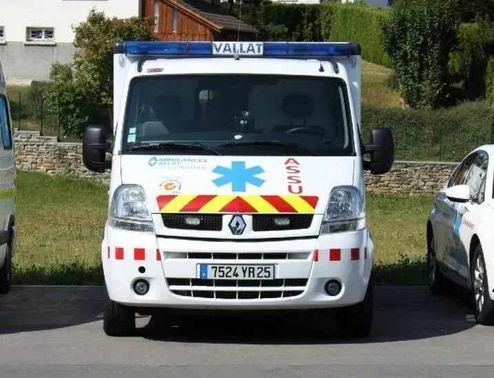 Ambulance Vallat Maiche (1)