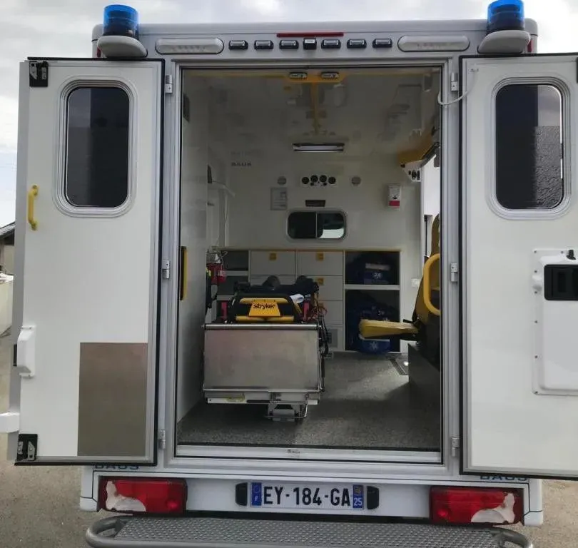 Ambulance Vallat Maiche (2)