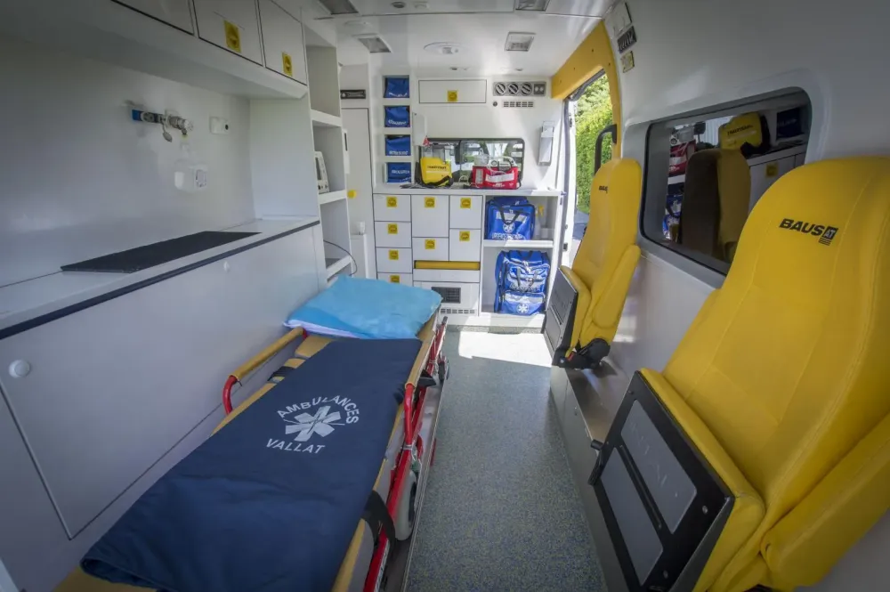Ambulance Vallat Maiche (11)